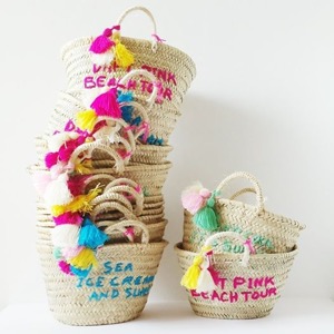 baskets-by-rose-in-april-at-Molly-Meg.-Resized.jpg